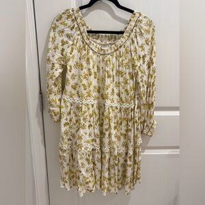 Chelsea & Violet Metallic Gold and Cream Skirt